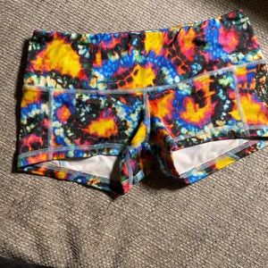 Fleo small low rise contour